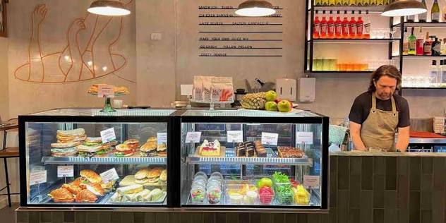 Under Counter Display Refrigerator Manufacturer in India
